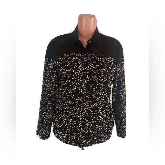 Vince Camuto Tops - Vince Camuto Medium blouse long sleeve